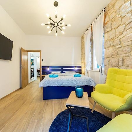 Apartman Kolura Vis Zewnętrze zdjęcie